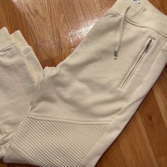 ArcticPremium Sweats - Picture 2 of 5